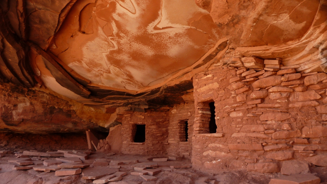 Merveilleuses ruines de Fallen Roof Ruin, dans Road Canyon, près de Blanding, Utah.