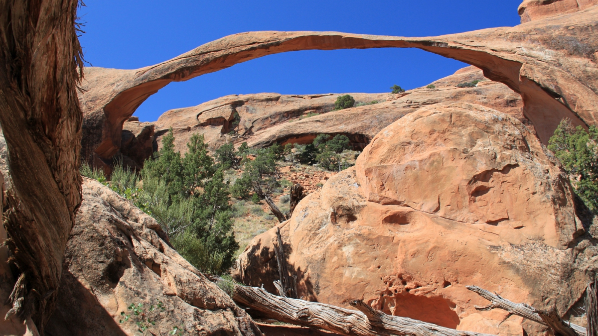 Landscape Arch – Arches National Monument – Utah