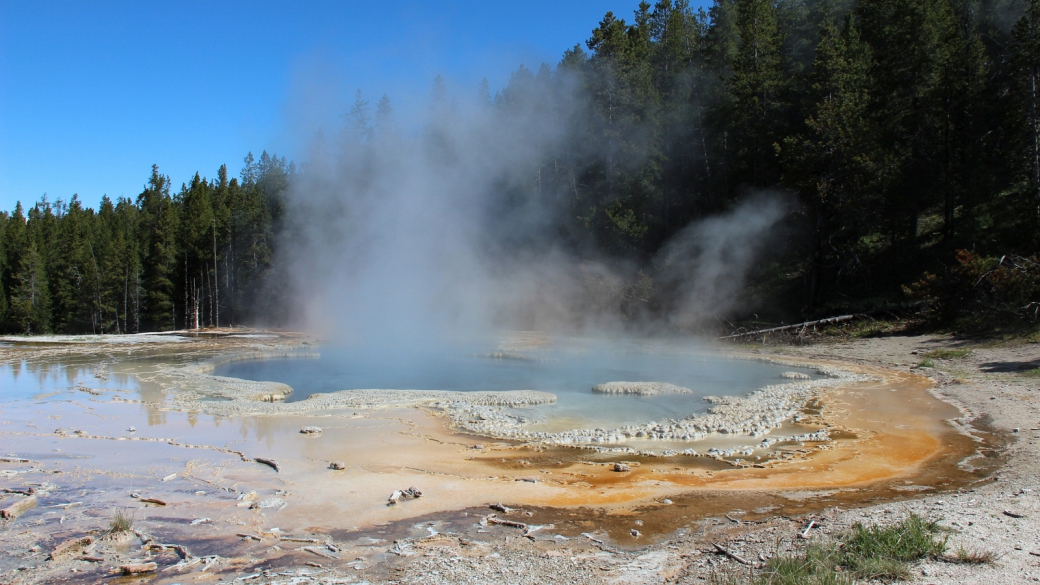 Solitary Geyser à Yellowstone National Park.