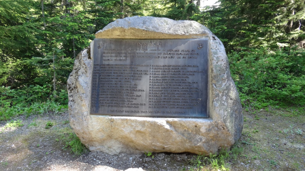 La plaque commémorative du Marine Memorial, au Mount Rainier National Park.
