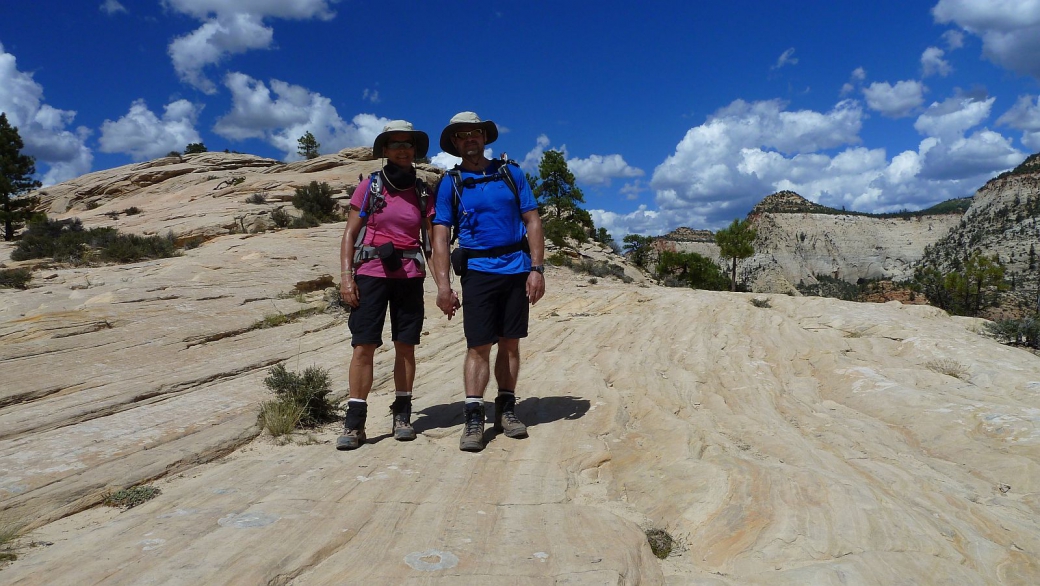 Stefano et Marie-Catherine en route pour le West Rim, au Zion National Park, dans l'Utah.