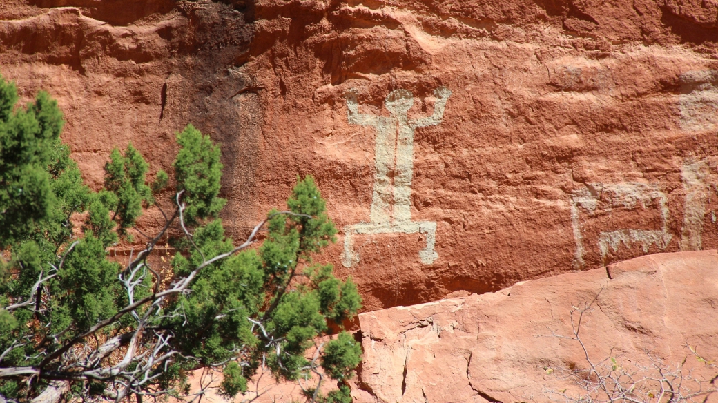 White Man Panel, un pictogramme trouvé dans White Canyon, à Natural Bridges National Monument.