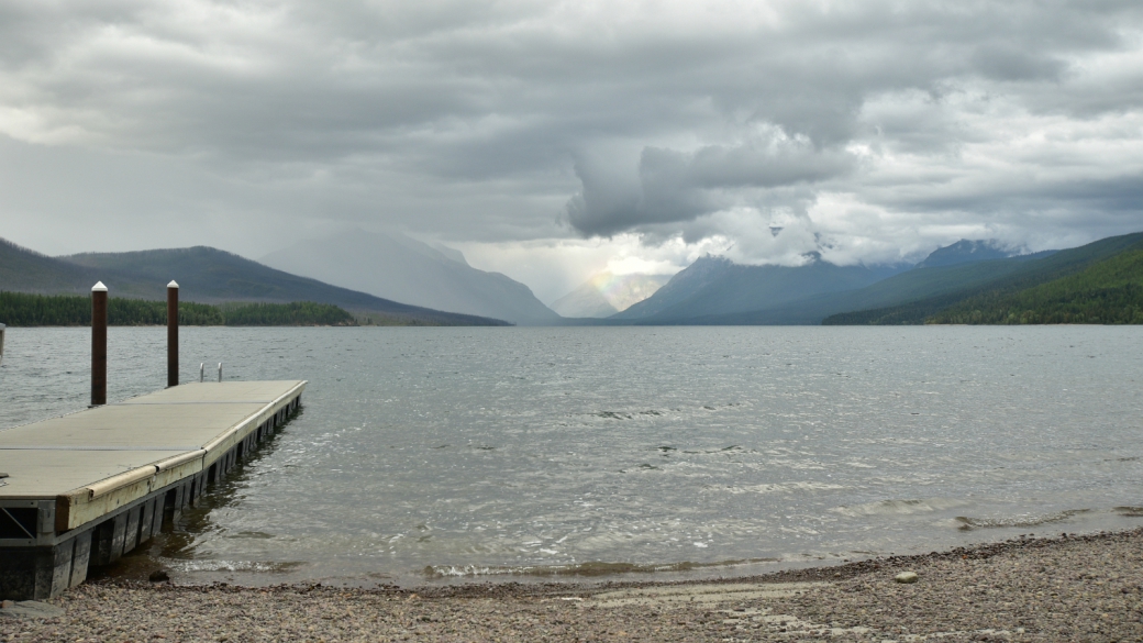 Vue sur le McDonald Lake, près de Apgar, à Glacier National Park, Montana.