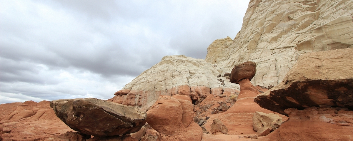 Toadstools Hoodoos, ou Paria Rimrocks, au Grand Staircase-Escalante National Monument, Utah.