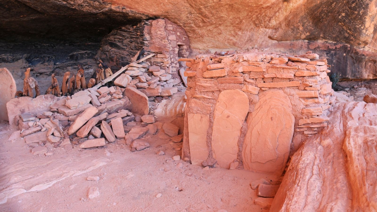 Perfect Kiva – First Fork of Slickhorn Canyon – Cedar Mesa – Utah
