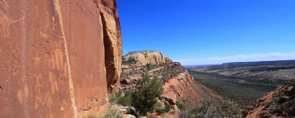 Vue sur le Big Feet Panel, dans la Cedar Mesa, près de Blanding, Utah.