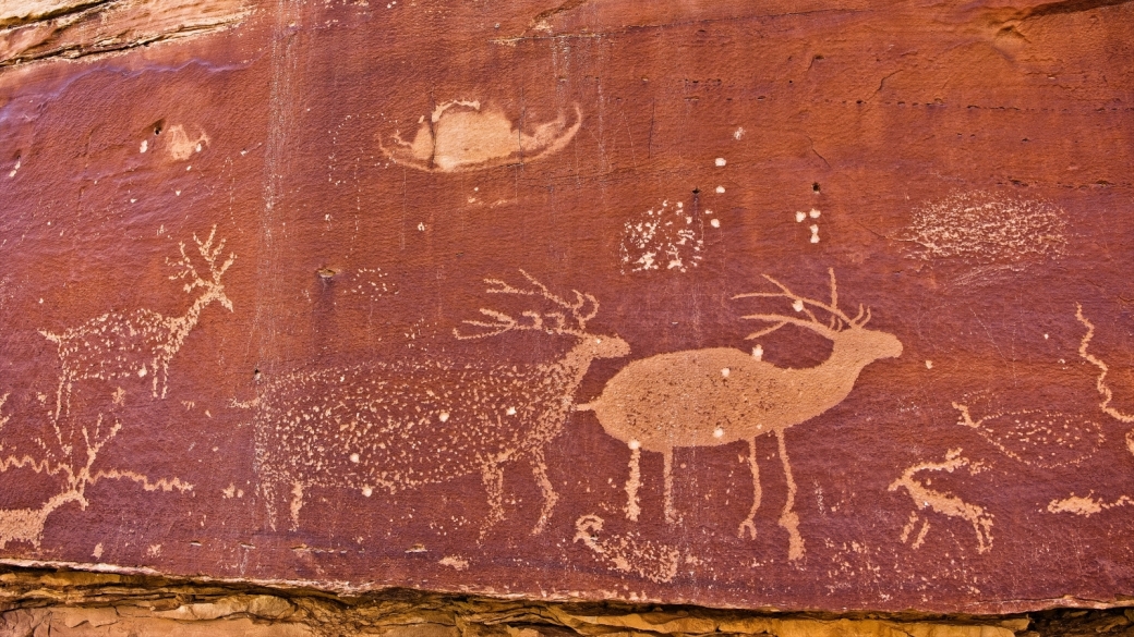 Zoom sur le Nefertiti Panel et ses beaux cerfs. Près de Green River, dans l'Utah.