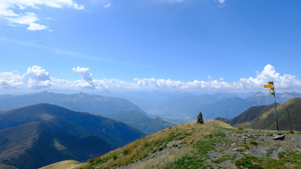 Sommet du Gazzirola, à 2'116 mètres, au Tessin.