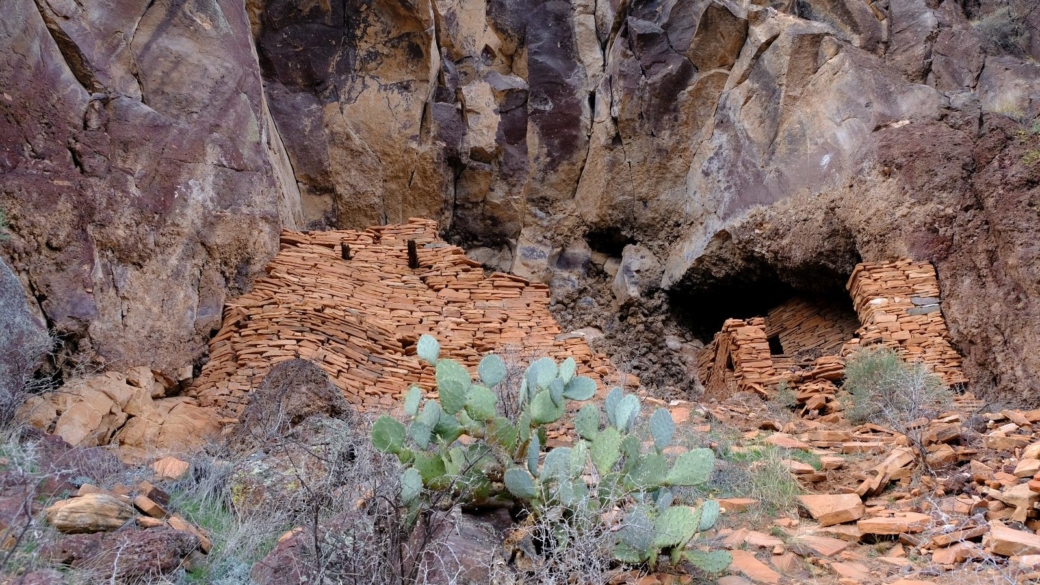 Vue d'ensemble des ruines de Sycamore Canyon, près de Sedona, dans l'Arizona.