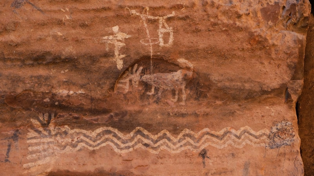 Détails sur des pétroglyphes du site de Loy Canyon, près de Sedona, dans l'Arizona.