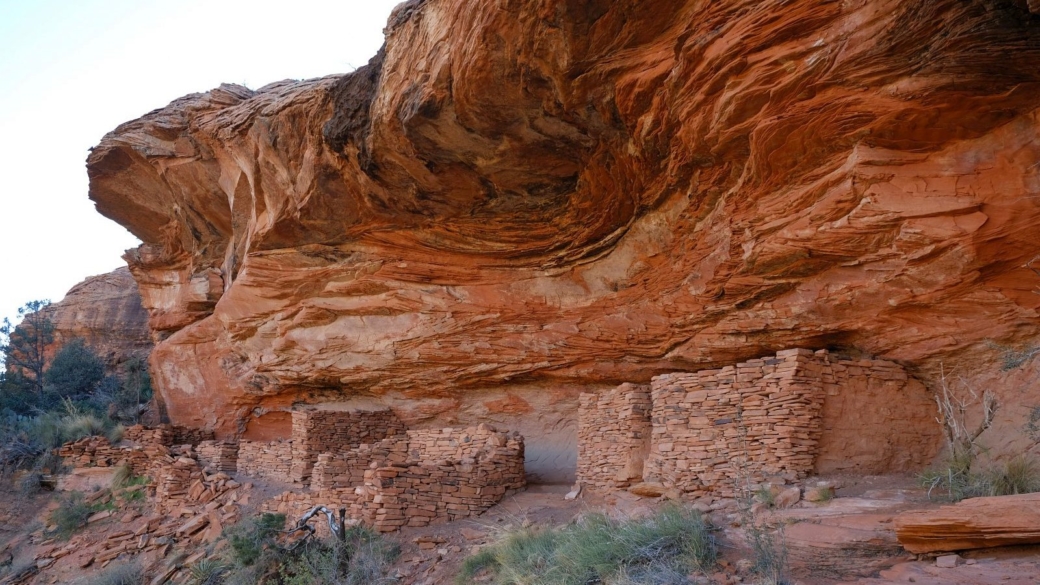 Vue d'ensemble du complexe de ruines de Loy Canyon, près de Sedona, dans l'Arizona.