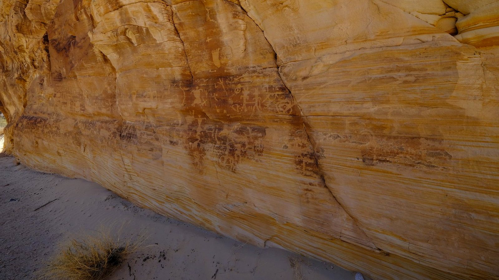 Kohta Circus Petroglyphs – Gold Butte National Monument – Nevada