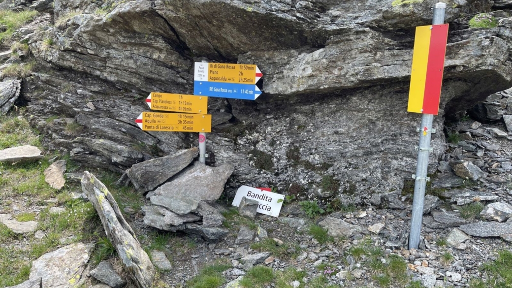 Panneau du Passo Bareta, dans le val di Blenio.