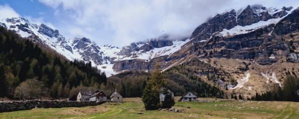 Salècchio - Alpi di Vova - Case Francoli
