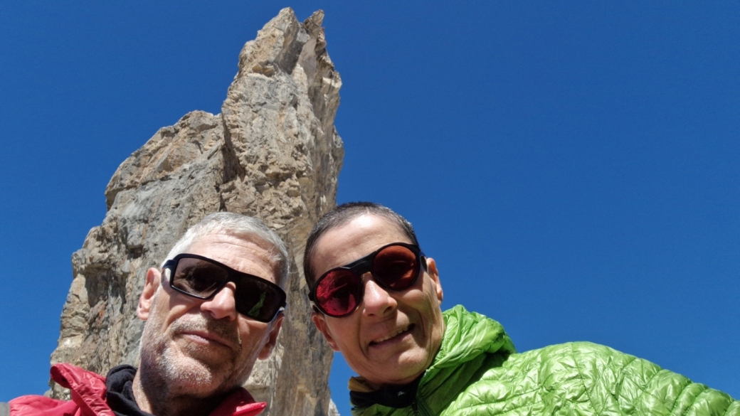 Stefano et Marie-Catherine à la Brèche de Roland, dans les Pyrénées.