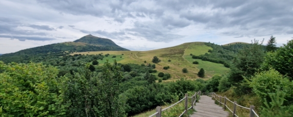 Puy de Pariou et Puy des Dômes